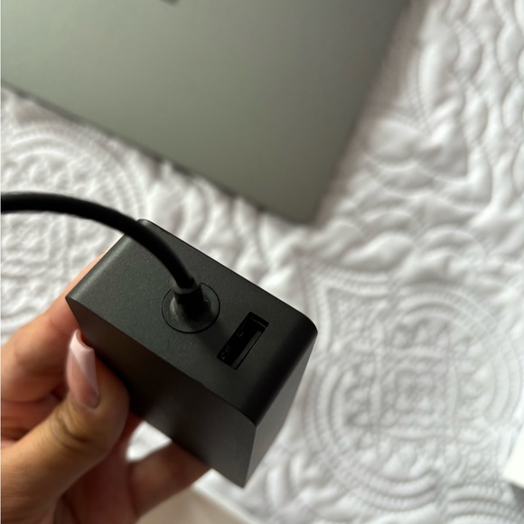 SURFACE LAPTOP 5 (un-used gift) - Picture 10 of 12